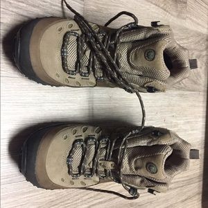 Merrill hiking boots